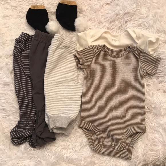 Other - 💥3 for $20💥 0-3 Month Gender Neutral Lot